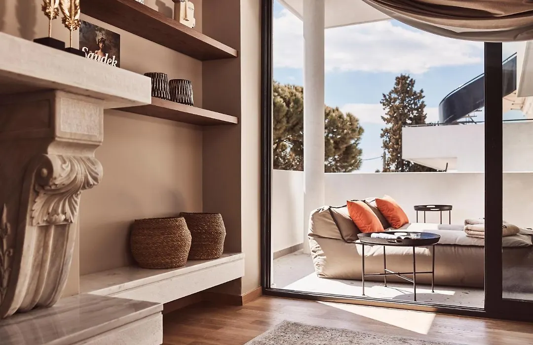Cama Luxury Suites Glyfada-1